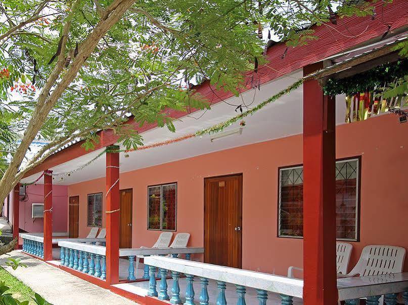 Gypsy Bungalow Phi Phi-öarna Exteriör bild
